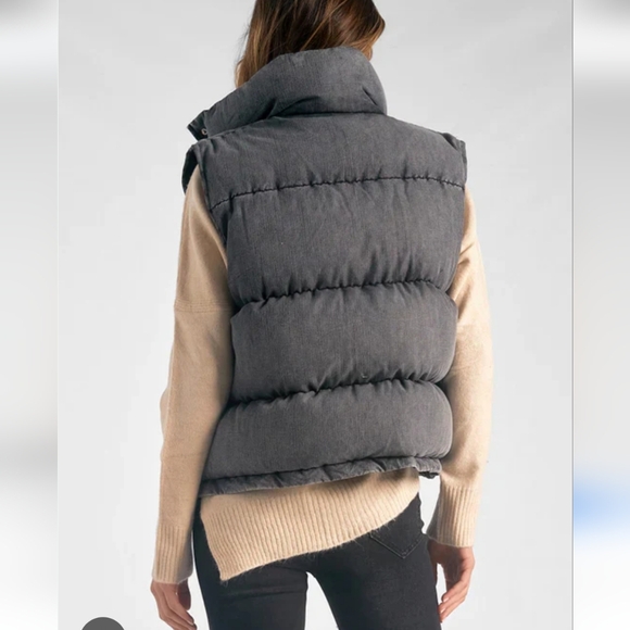 Elan NEW Jemma Distressed Denim Puffer Vest Black Wash Women's M $159msrp - Picture 14 of 16
